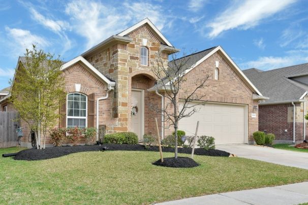 https://SelenaW.NewConstructionHomesForYou.com